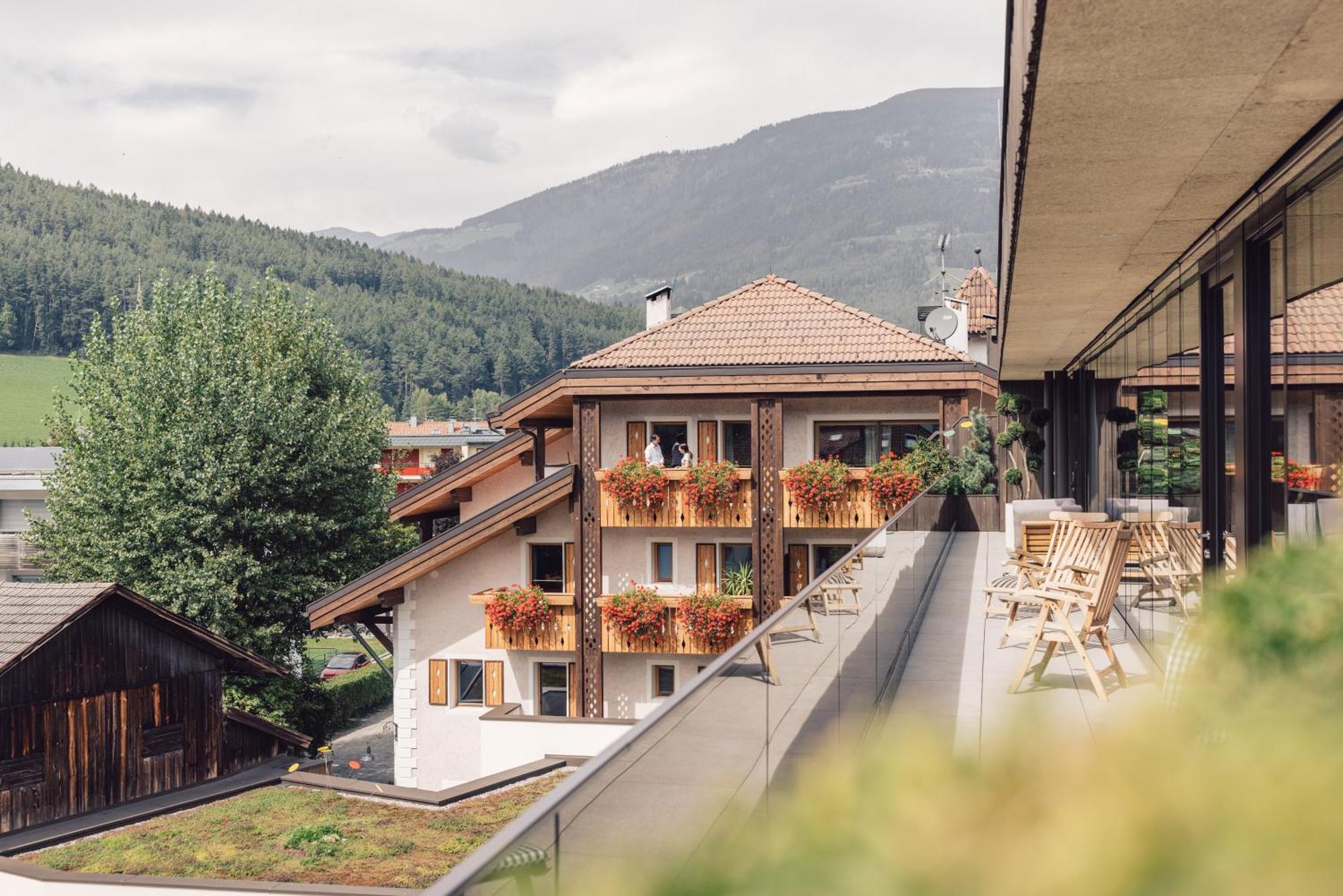 Hotel Restaurant Langgenhof Bruneck Exteriör bild